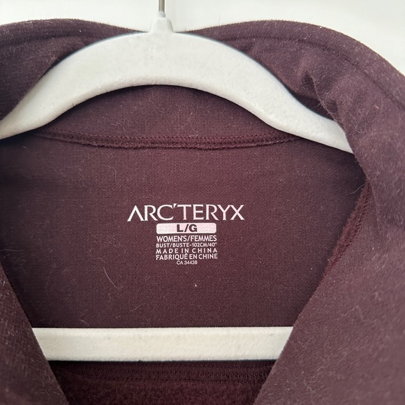 Arcteryx Covert Vest Burgundy Raisin size large - Picture 3 of 4